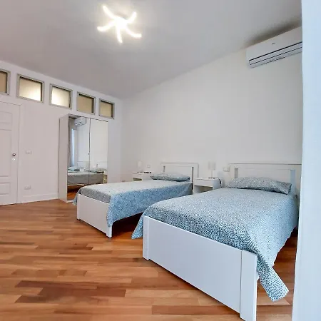 شقة Via Sparano Deluxe - Apulian Experience *